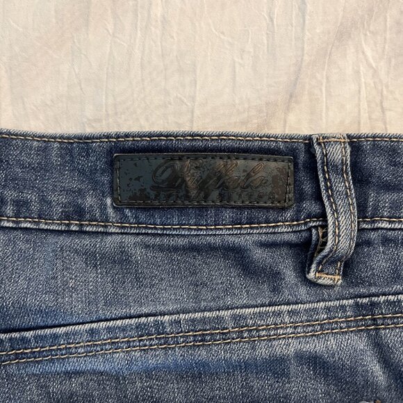 NWOT Buffalo Mid-Rise Jeans - Picture 4 of 4